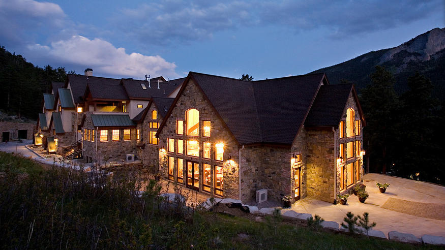 Della Terra Mountain Chateau